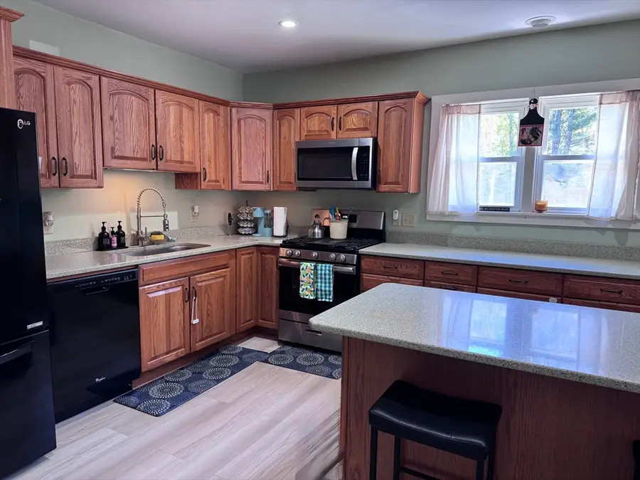 39 Nyes Lane, Acushnet, MA 02743 - #3