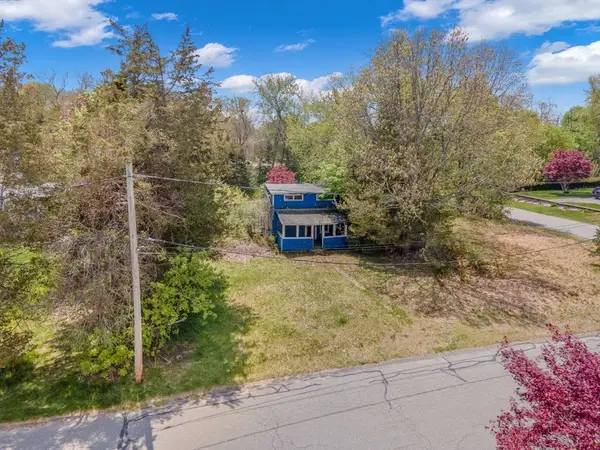 28 Brown Street, Swansea, MA 02777