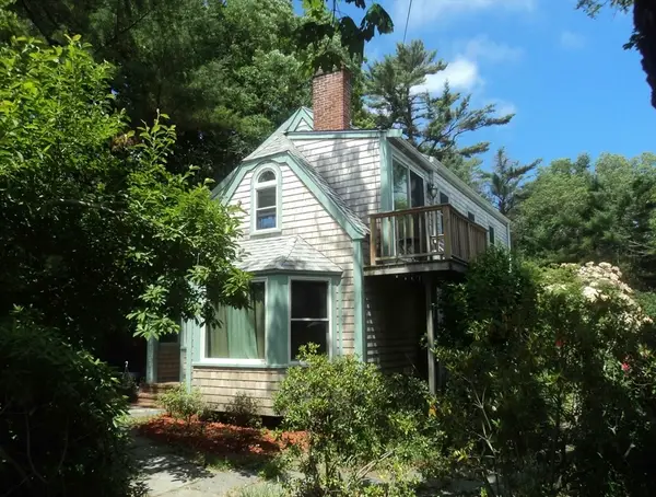 367 Front St, Marion, MA 02738
