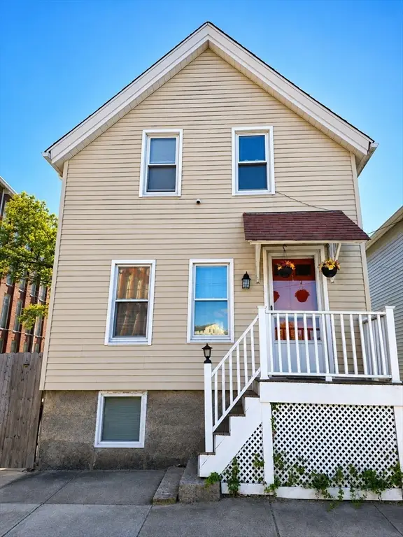 1 Thatcher St, New Bedford, MA 02744