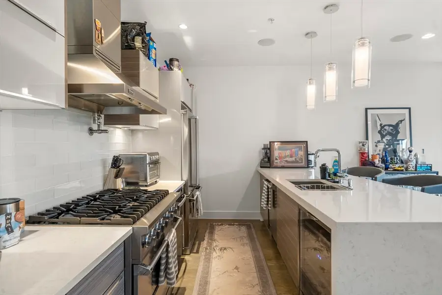 48 Gold St #102, Boston, MA 02127 - #2