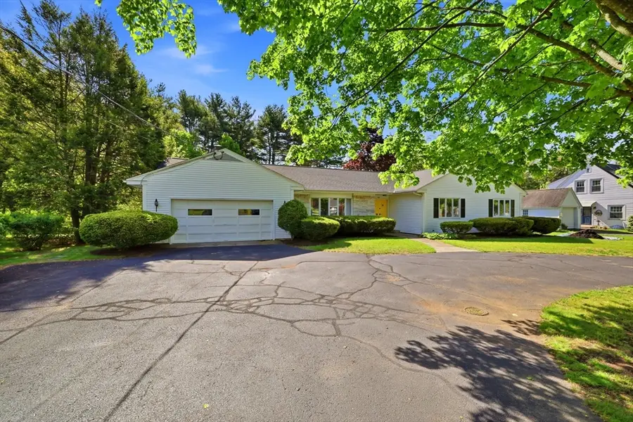 1303 Plumtree Rd, Springfield, MA 01119 - #3