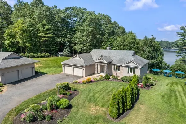 104 Allen Rd, East Brookfield, MA 01515