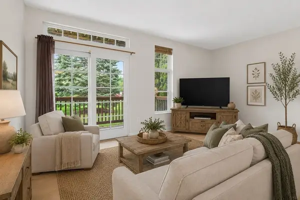 501 Commerce Dr #2105, Braintree, MA 02184