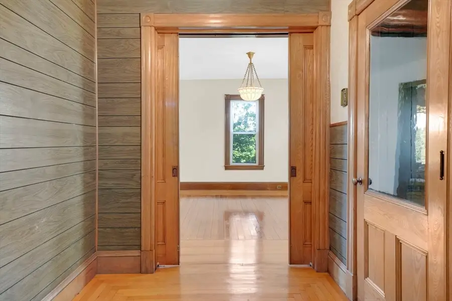 85 Garfield Ave, Easthampton, MA 01027 - #3