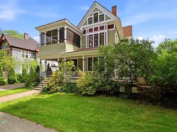 151 Bowdoin St, Springfield, MA 01109