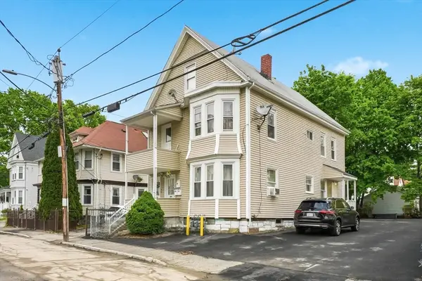 155-157 Tenney St, Methuen, MA 01844