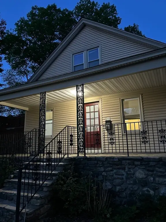 42 Ernest Ave, Worcester, MA 01604 - #2