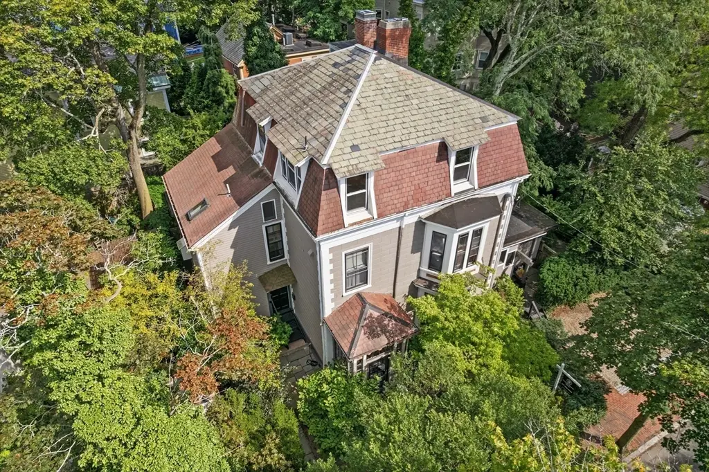 32 Hawthorn St, Cambridge, MA 02138 - #1
