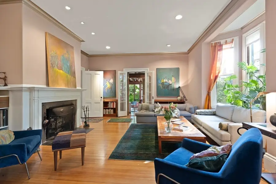 32 Hawthorn St, Cambridge, MA 02138 - #3