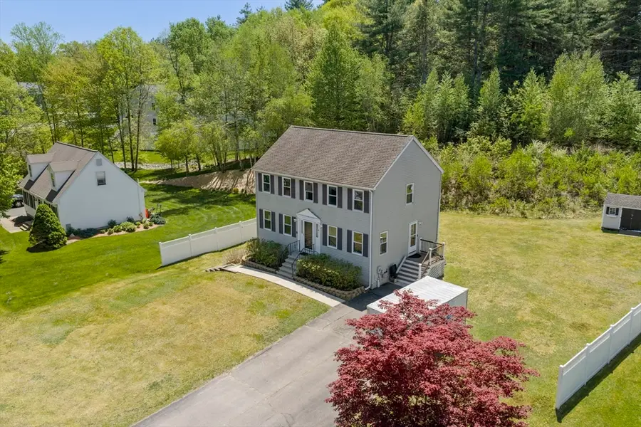 4 Brookside Drive, Douglas, MA 01516 - #2