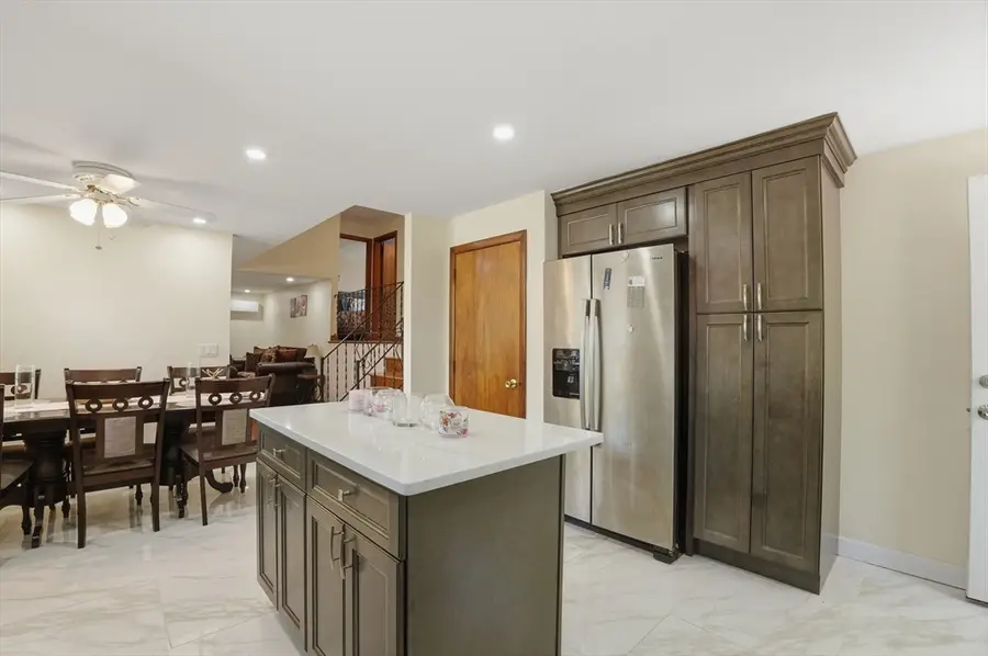 65 Albert Street, Brockton, MA 02302 - #3