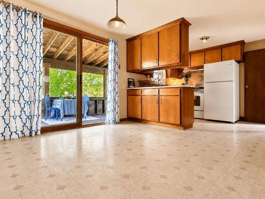 194 Brookside Circle, Northampton, MA 01062 - #3