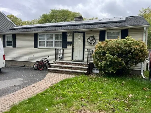 289 Burnham Road, Lowell, MA 01852