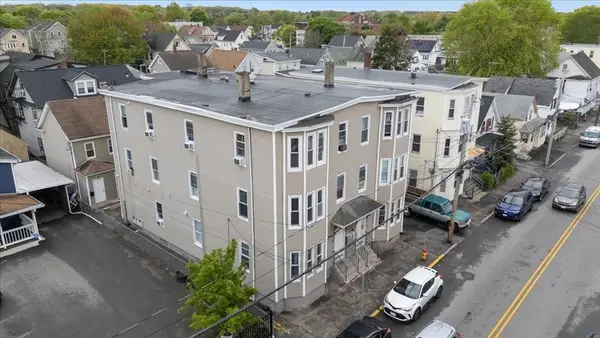 246-254 Salem St, Lawrence, MA 01843