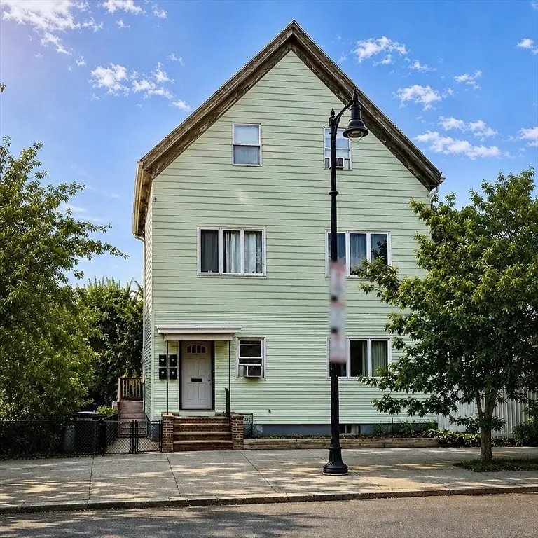 549 Bennington St, Boston, MA 02128 - #1