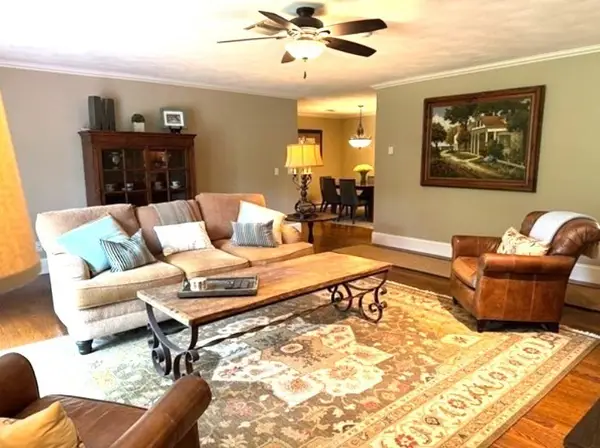 2 Rainbow Pond Dr #7, Walpole, MA 02081