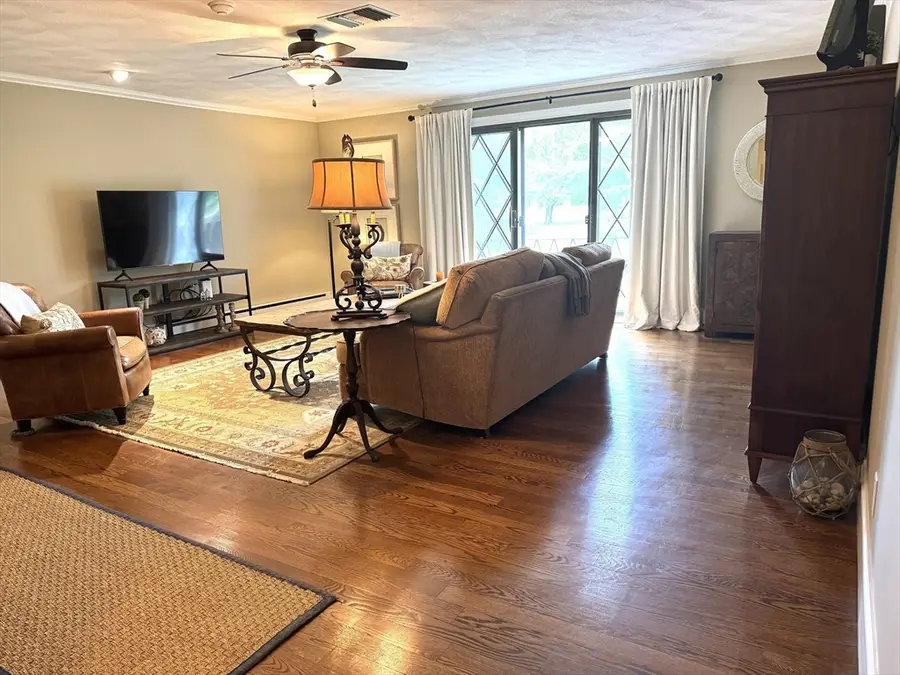 2 Rainbow Pond Dr #7, Walpole, MA 02081 - #3