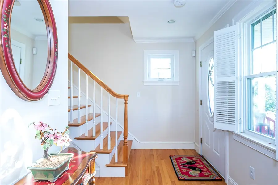 53 Hiawatha Ave, Waltham, MA 02451 - #2