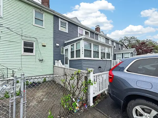 228-B Quincy Shore Dr, Quincy, MA 02171
