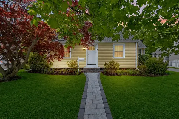 19 Wilbur St, Easton, MA 02356