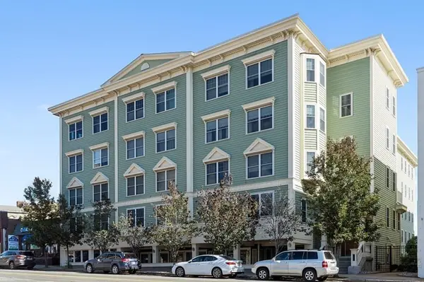 426 Main St #205, Stoneham, MA 02180