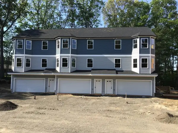 299 Quincy St, Building 2 #2, Holbrook, MA 02343