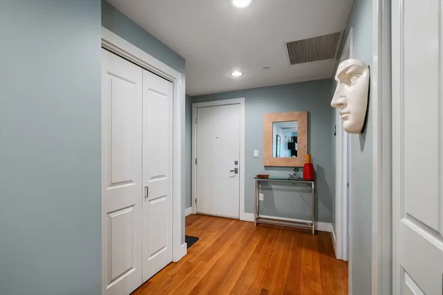 321 Hammond Pond Parkway #201, Chestnut Hill, MA 02467 - #3