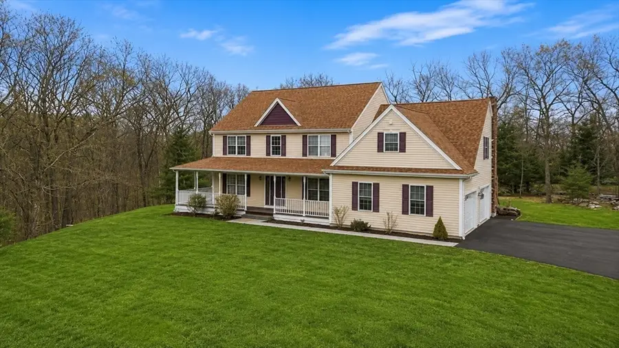 226 Tower Hill Rd, Cumberland, RI 02864 - #3