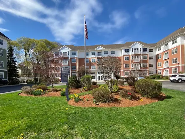 250 Main Street #204, Hudson, MA 01749