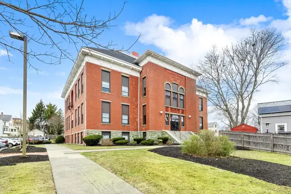 181 North St #105, Salem, MA 01970