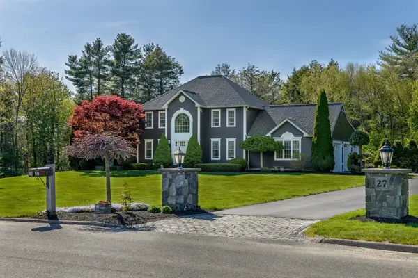 27 Vista Circle, Rutland, MA 01543