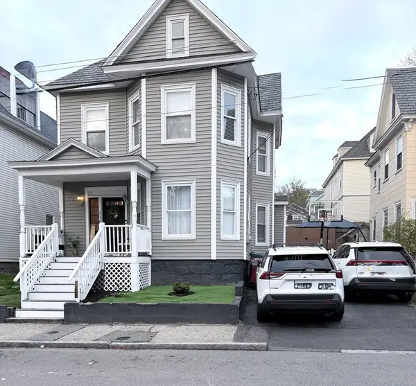 116 Fort Hill Ave, Lowell, MA 01852