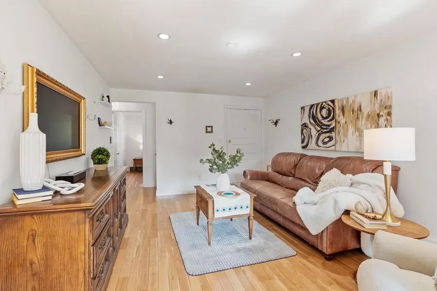 68 Preston Street #3D, Wakefield, MA 01880 - #2