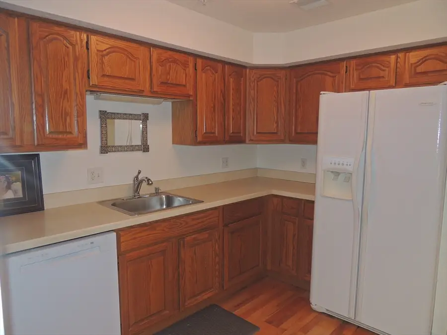 24 Greenleavse Drive #435, Amherst, MA 01002 - #3