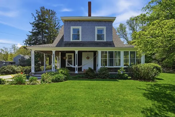 105 Scraggy Neck Rd, Bourne, MA 02534