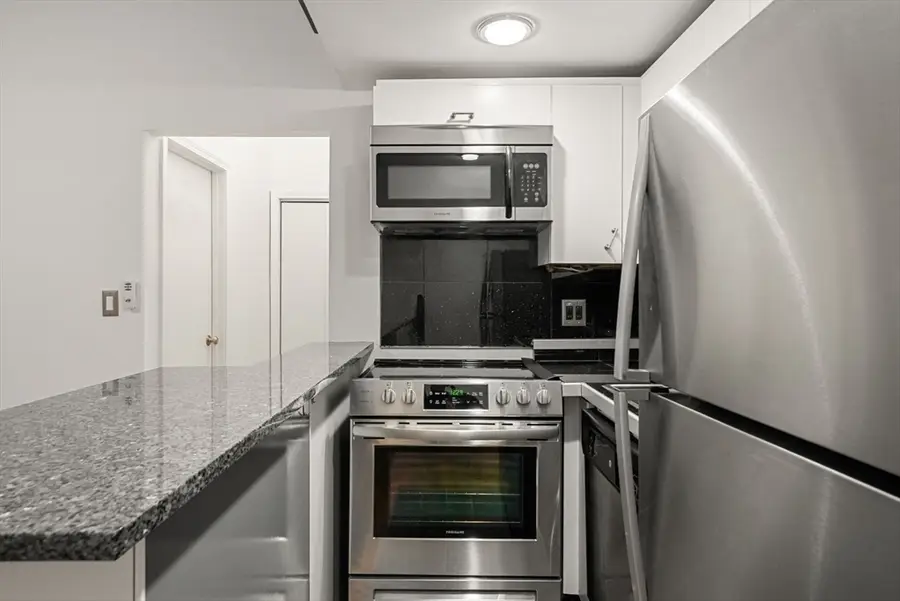 40 Saint Botolph St #5, Boston, MA 02116 - #3