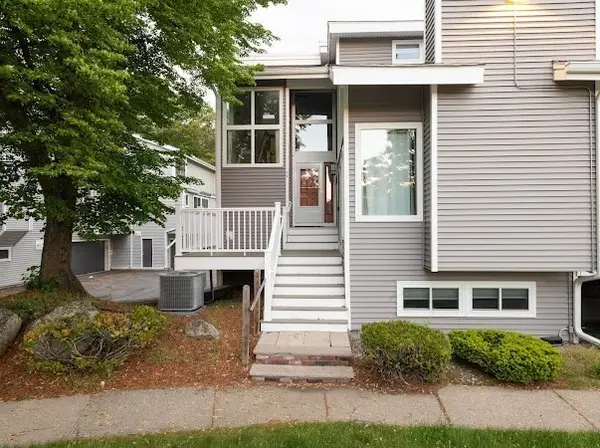 255 North Road #76, Chelmsford, MA 01824