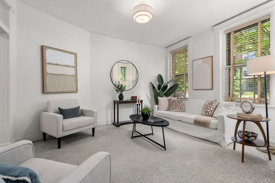 61 Longwood Ave #1, Brookline, MA 02446 - #2