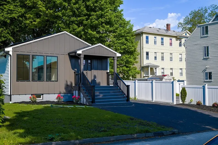 10 Ashwood Street, Worcester, MA 01604 - #3