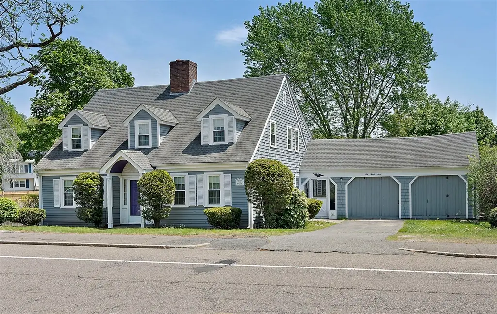 627 S Franklin St, Holbrook, MA 02343 - #1