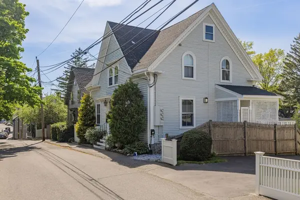 13 Elm St #13, Marblehead, MA 01945