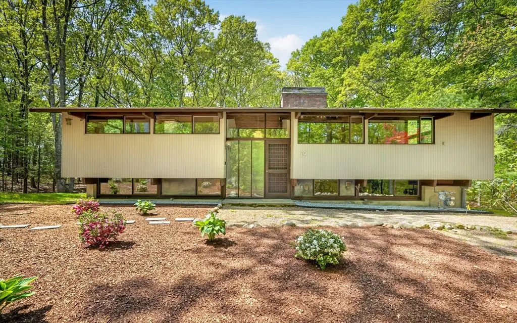 79 Autumn Lane, Lincoln, MA 01773 - #1