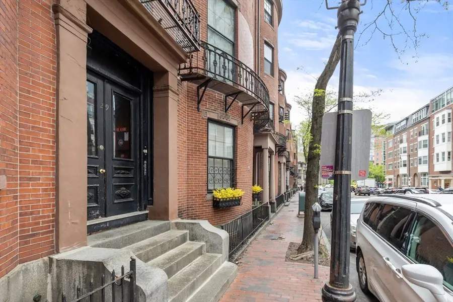 27 Bowdoin Street #1C, Boston, MA 02114 - #2