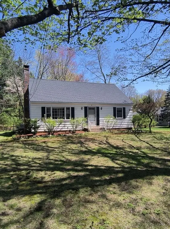 35 Pine St, Westfield, MA 01085 - #2