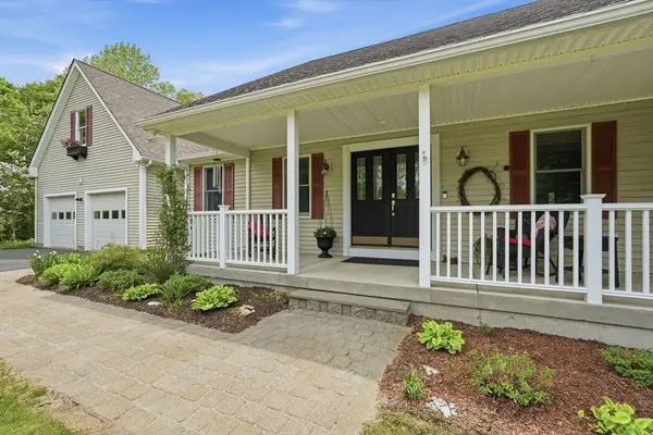12 Chesterfield Rd, Westhampton, MA 01027