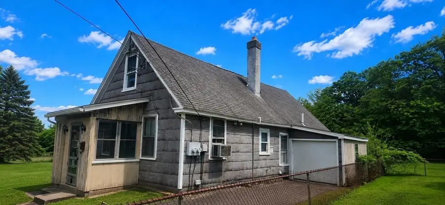 8 River Ave, South Grafton, MA 01560 - #2