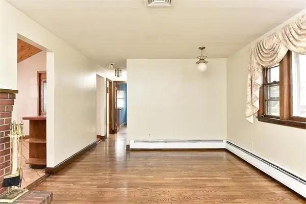 17 Norroway Ave, Randolph, MA 02368 - #3