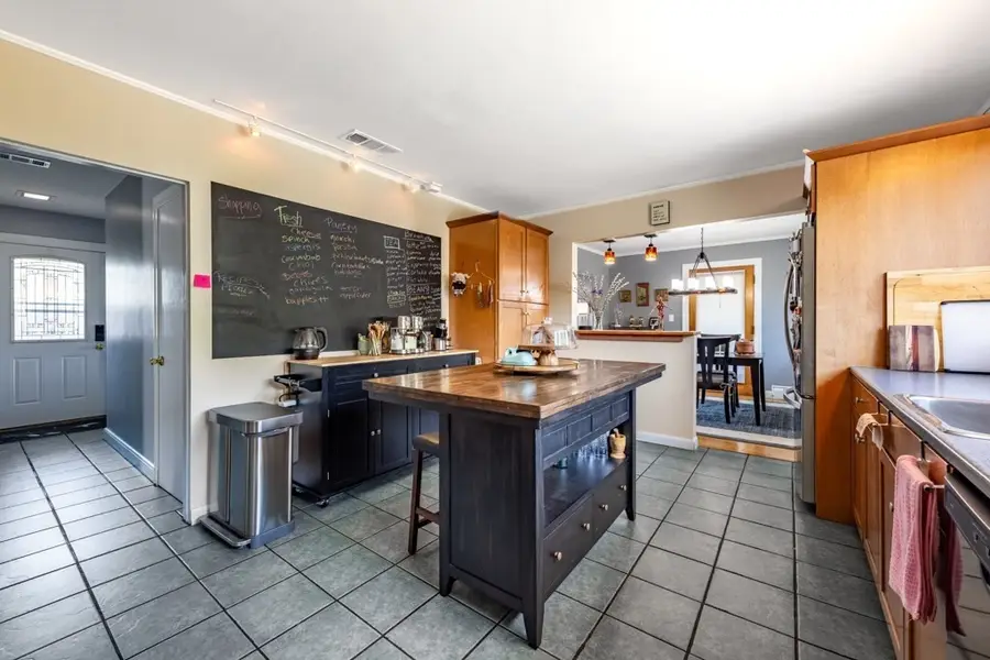 20 Westvale Rd, Medford, MA 02155 - #2