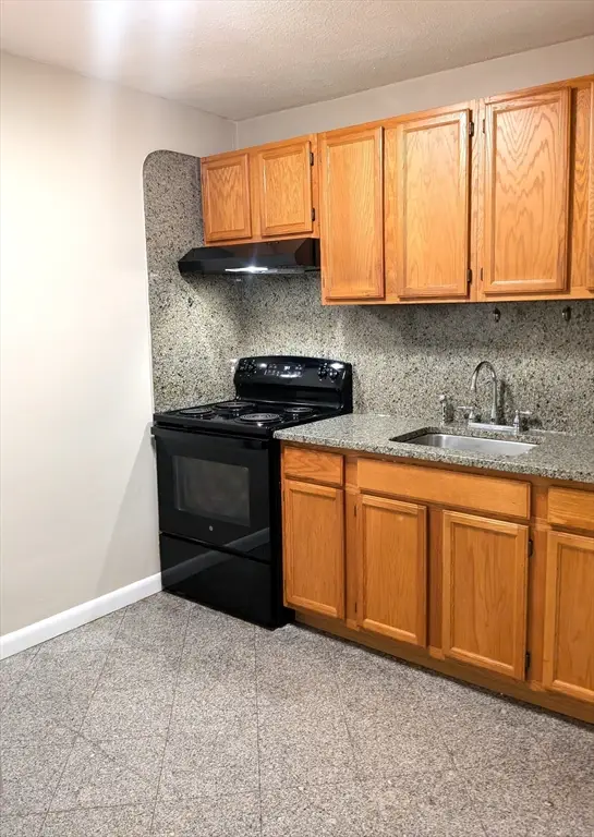 26 Willis St #33, Framingham, MA 01702 - #3